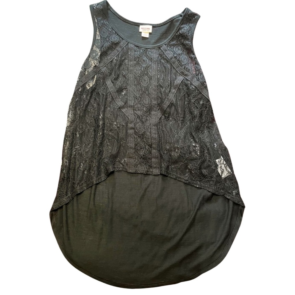 Lace shirt with extended tail back